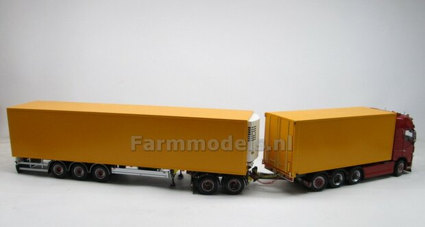 Bakopbouw 90x82.5x235mm met normale openslaande deuren Universeel t.b.v. vrachtwagen Chassis BOUWKIT  1:32   (HTD)