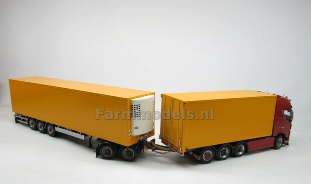 Bakopbouw 90x82.5x235mm met normale openslaande deuren Universeel t.b.v. vrachtwagen Chassis BOUWKIT  1:32   (HTD)