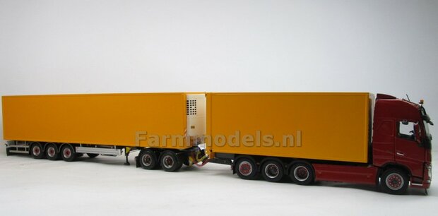 Bakopbouw 90x82.5x235mm met normale openslaande deuren Universeel t.b.v. vrachtwagen Chassis BOUWKIT  1:32   (HTD)