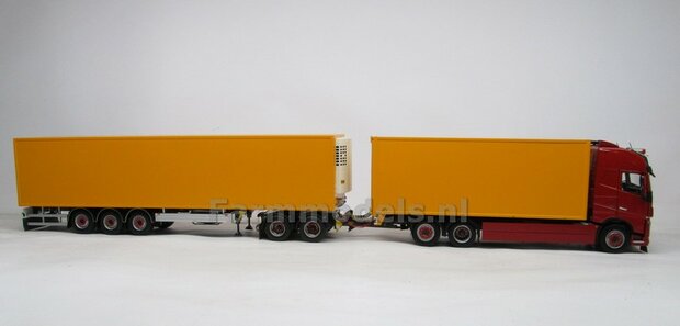 Bakopbouw 90x82.5x235mm met normale openslaande deuren Universeel t.b.v. vrachtwagen Chassis BOUWKIT  1:32   (HTD)