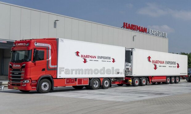 Bakopbouw 90x82.5x235mm met normale openslaande deuren Universeel t.b.v. vrachtwagen Chassis BOUWKIT  1:32   (HTD)