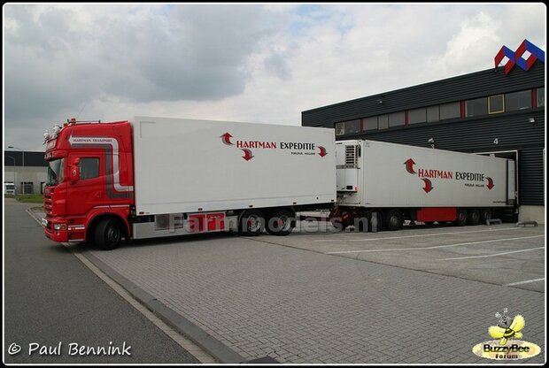 Bakopbouw 90x82.5x235mm met normale openslaande deuren Universeel t.b.v. vrachtwagen Chassis BOUWKIT  1:32   (HTD)