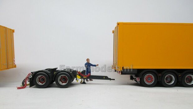 Bakopbouw met HARMONICA openslaande deuren Universeel t.b.v. LZV vrachtwagen Chassis BOUWKIT  1:32   (HTD) 