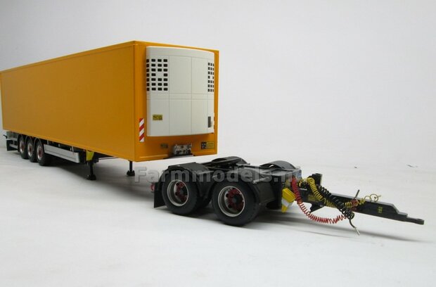 Tandemas dolly t.b.v. LZV (Lange Zware Voertuigen) vrachtwagen combinatie, passend o.a. onder de MarGe models trailers 1:32  (HTD)    