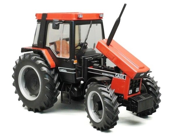 Case-IH 845XL  4WD ROOD/ZWART, zwarte velgplaten 1:32 Replicagri REP129