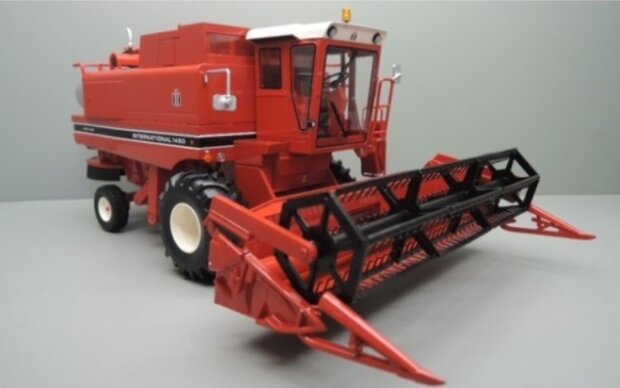 IH 1460 International Axial Flow Combine 1:32 Replicagri REP087          EXPECTED