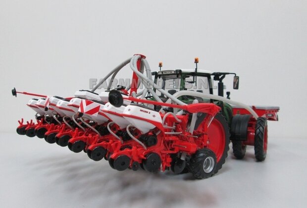 COMBI SET SIMPLE: KUHN Maxima 2 8 RX 8 rijer zaaimachine + ZAAISLANG + TF 1500 Fronttank 1:32 UH4127COMBI   