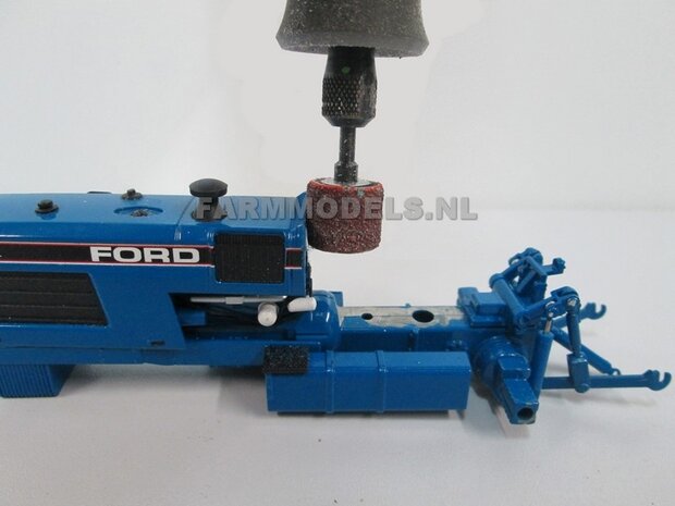 VOORBEELD FOTO&#039;S Wit Achteras + brede Banden geschikt voor FORD TW en 8730/ 8830 serie MargeModels