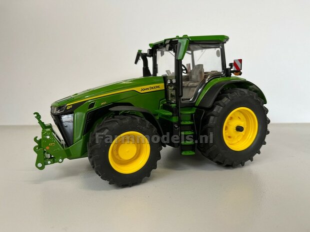 2x Wielkom t.b.v. John Deere 8R Wiking, geleverd incl. steekas uiteinde, John Deere geel &Oslash; 29.7 mm, kunststof geel geprint, 1:32                 