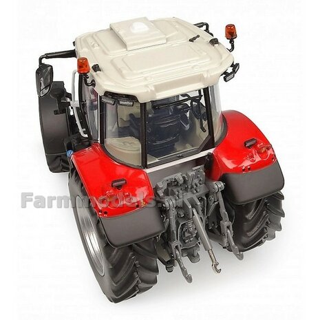 Massey Ferguson 5S.145 1:32 Universal Hobbies UH6304      