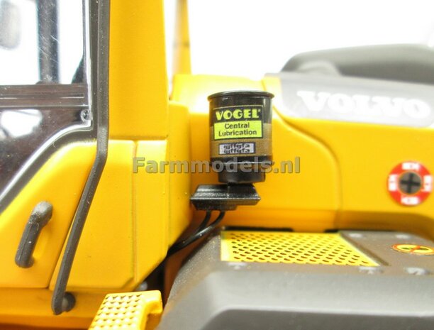 VOLVO  L70H SMT typeaanduiding Stickerset  Pr&eacute;-Cut Decals 1:32 Farmmodels.nl 