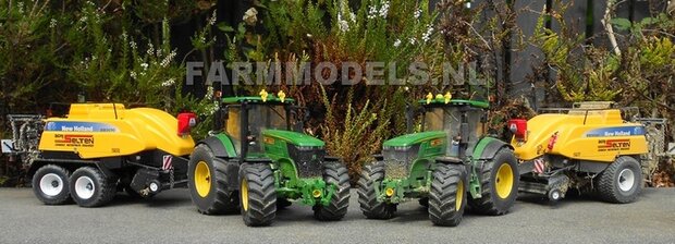 330. John Deere 7280R met New Holland BB9090 grootpakpers op brede banden met fronthef