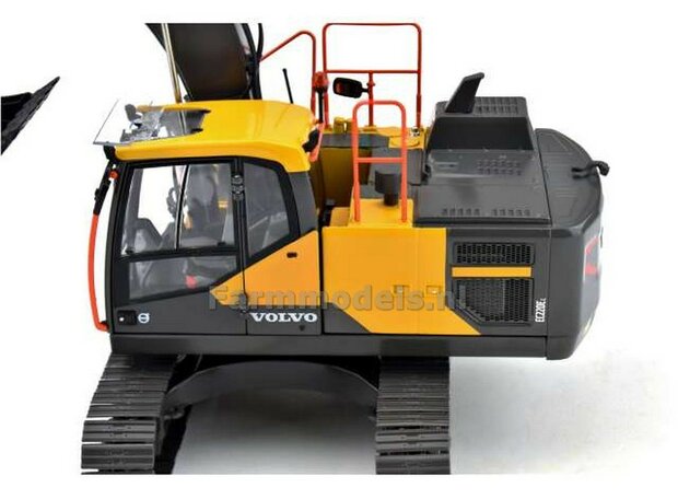 Volvo EC220E rupskraan met S70 QC/ snelwissel + bak + 60 cm brede rupsen  1:32   AT3200115   VERWACHT EIND NOV. 2025/EXPECTED END NOV.2025
