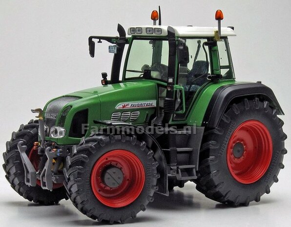 Fendt Favorit 924 Vario Gen. II (1999 - 2002) 1:32 Weise Toys WT1067        EXPECTED