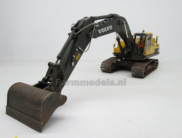 2x 90 cm brede Tracks, geschikt voor o.a. Volvo EC220E AT  1:32   AT3200112   