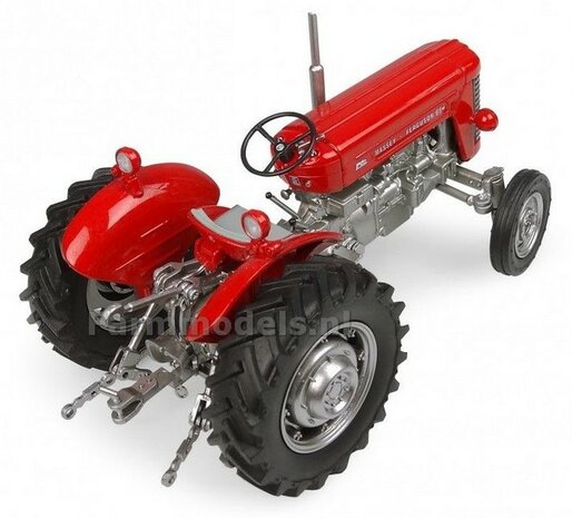 Massey-Ferguson 65 EUROPE version  1:32 UH6269