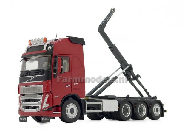 VOORBEELD FOTOS: HOOKLIFT VOLVO FH5 met Farmmodels bouwkits, Krampe haakarmbak van Wiking met opzetschotten, Nooteboom semi-dieplader etc.