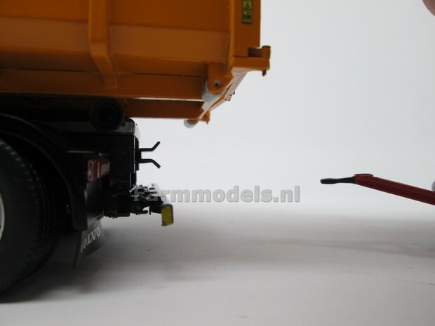 VOORBEELD FOTOS: HOOKLIFT VOLVO FH5 met Farmmodels bouwkits, Krampe haakarmbak van Wiking met opzetschotten, Nooteboom semi-dieplader etc.