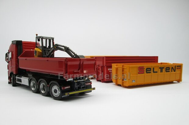 VOORBEELD FOTOS: HOOKLIFT VOLVO FH5 met Farmmodels bouwkits, Krampe haakarmbak van Wiking met opzetschotten, Nooteboom semi-dieplader etc.