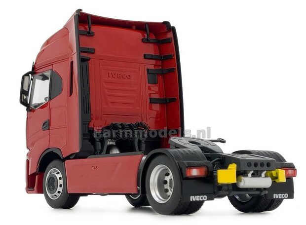 RED Iveco S-Way 4x2 Rood 1:32 MarGe models MM 2231-03