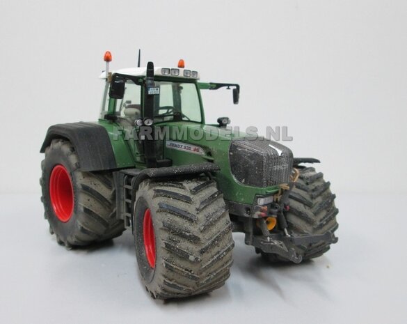 2x Alu. Voorasvelgen + Brede lage druk banden, geschikt voor Fendt 926 Gen II /930 Gen. III Fendt Weise toys 1:32              