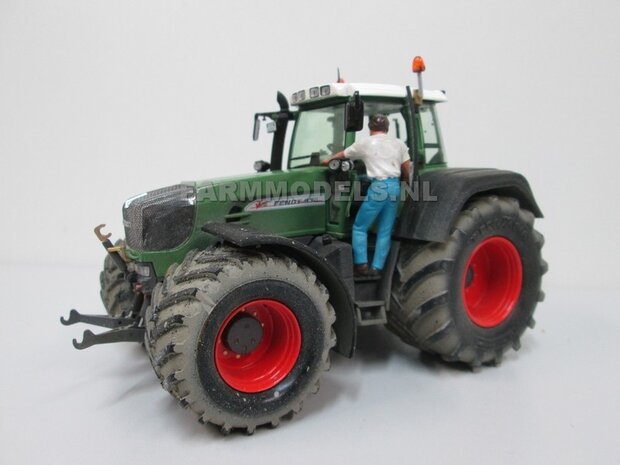 2x Alu. Voorasvelgen + Brede lage druk banden, geschikt voor Fendt 926 Gen II /930 Gen. III Fendt Weise toys 1:32              