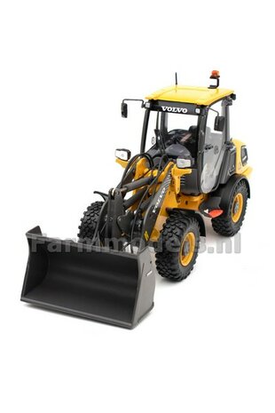 Volvo L25 Compact Wheel Loader Electric 1:32  AT3200164 