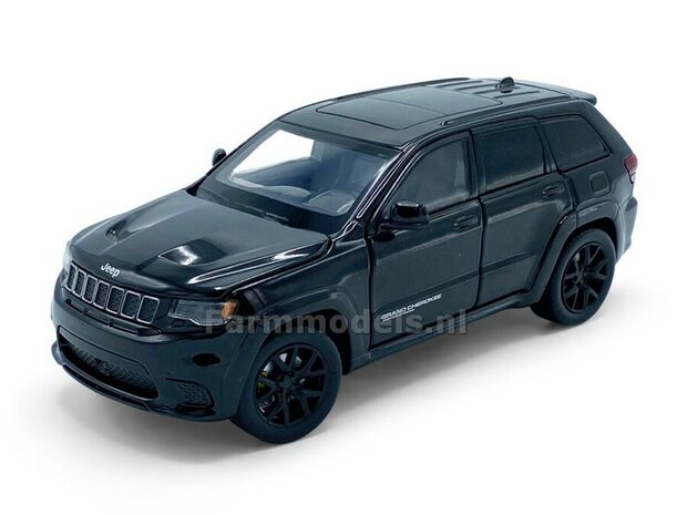 ZWART Jeep Grand Cherokee Trackhawk, Licht, geluid en sturende voorwielen 1:32   tay32170010