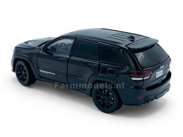 ZWART Jeep Grand Cherokee Trackhawk, Licht, geluid en sturende voorwielen 1:32   tay32170010