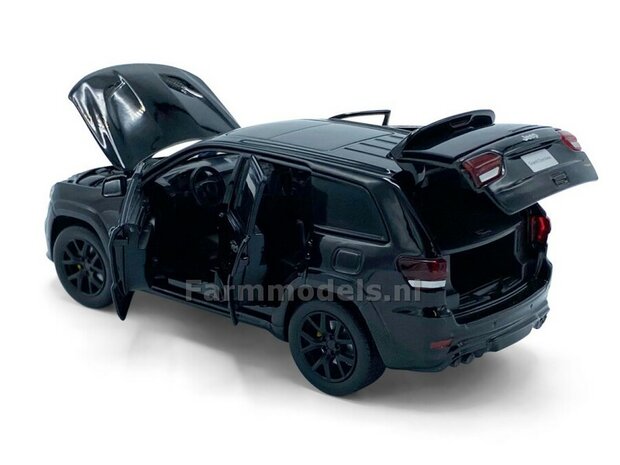 ZWART Jeep Grand Cherokee Trackhawk, Licht, geluid en sturende voorwielen 1:32   tay32170010