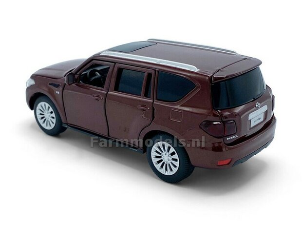 BRUIN Nissan Patrol Y62 / Pull back, licht en geluid 1:32  tay32115016