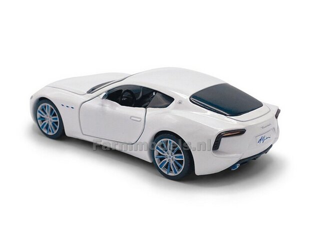 WIT Maserati Alfieri 2014 Concept, Licht, geluid en sturende voorwielen 1:32  tay32125010