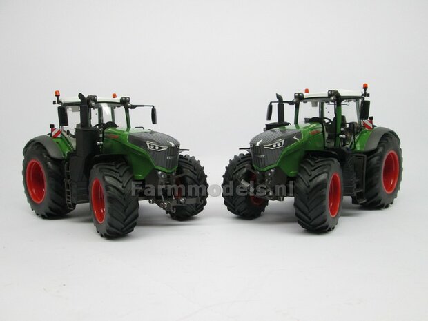 2x !!  Fendt 1050 Vario met Fendt One Cabine (2022) + FREE GIFT 2 delige voorruit stickerset Dieselross German Meisterwerk 1:32 Wiking WK77864   NB2B