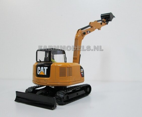 Caterpillar 308E2 CR SB Midigraver + Machinist  &amp; diverse toebehoren 1:32  DCM 85239   