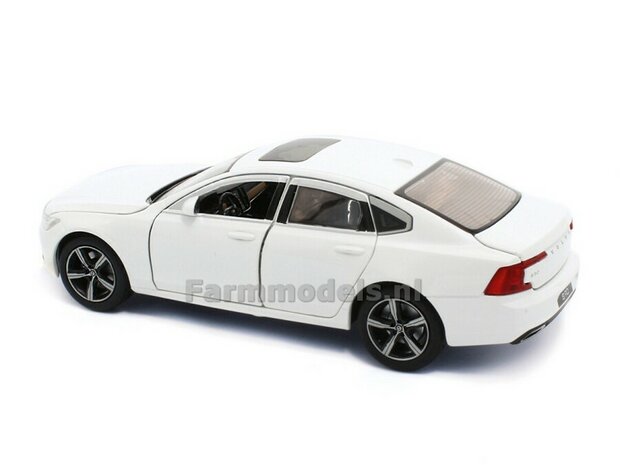 WIT Volvo S90  1:32   TAY32100111