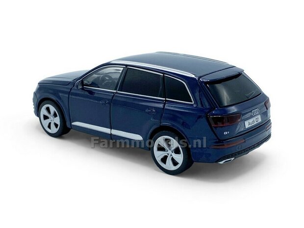 BLAUW Audi Q7, Licht, geluid en sturende voorwielen 1:32   tay32140027