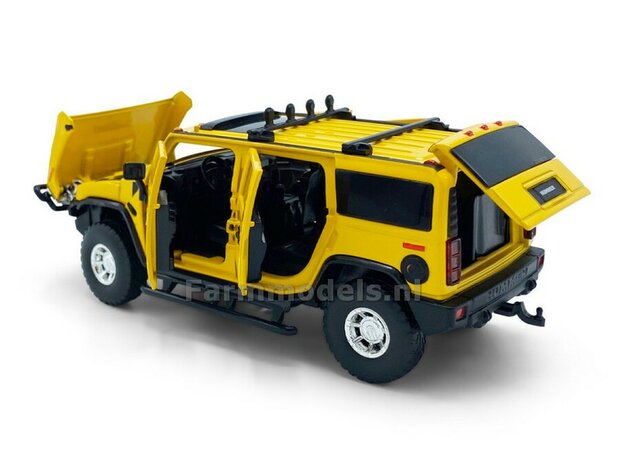 GEEL Hummer H2  Licht, geluid en sturende voorwielen tay32160012