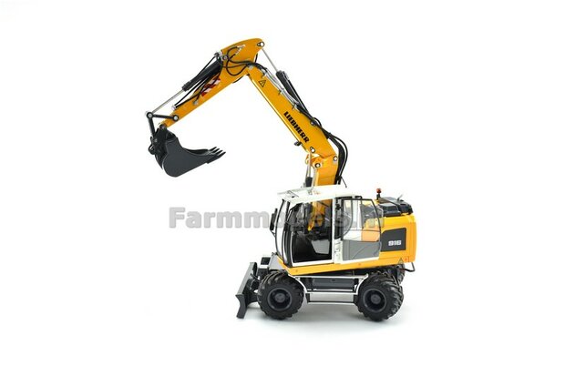 Liebherr A916 mobiele kraan + NOKIAN banden + FREE GIFT STICKERSET (VERBODEN)  1:32 AT3200140 VERWACHT NOV. 2025/EXPECTED NOV. 2025 OP=OP