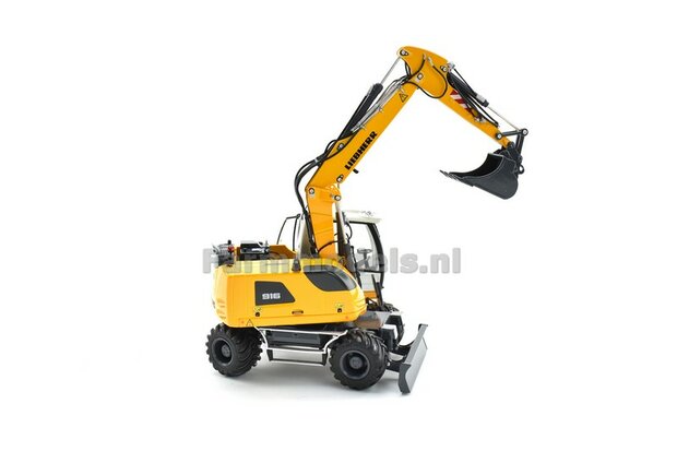 Liebherr A916 mobiele kraan + NOKIAN banden + FREE GIFT STICKERSET (VERBODEN)  1:32 AT3200140 VERWACHT NOV. 2025/EXPECTED NOV. 2025 OP=OP