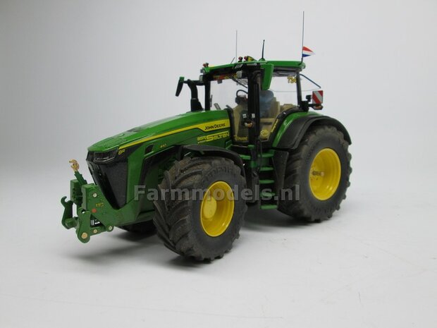 Grill Roosterstickers met echt 3D Reli&euml;f effect t.b.v. John Deere 8R Wiking 1:32 Farmmodels.nl