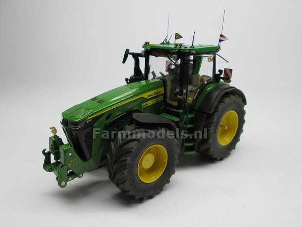 Grill Roosterstickers met echt 3D Reli&euml;f effect t.b.v. John Deere 8R Wiking 1:32 Farmmodels.nl