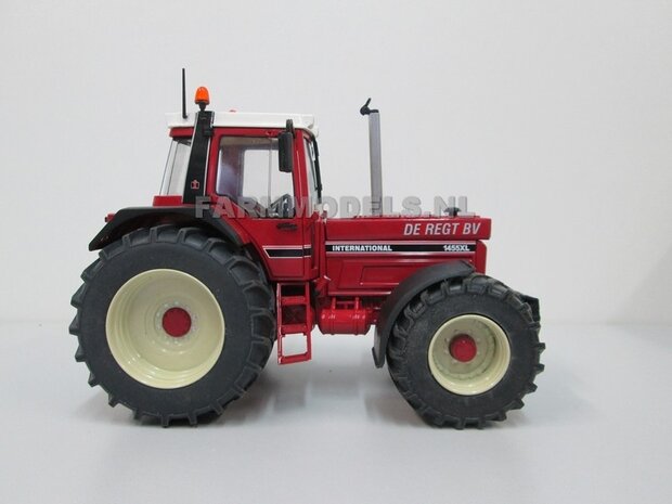 2x Planeetkappen Case-IH Rood  &Oslash; 9 mm, kunststof plat. International Harvester, Die Cast   1:32