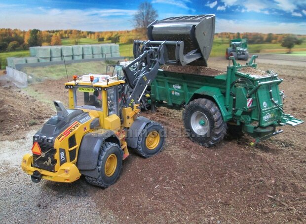 TEBBE MS 140 Enkel asser mestverspreider Upgrade versie 1:32    NB2B  