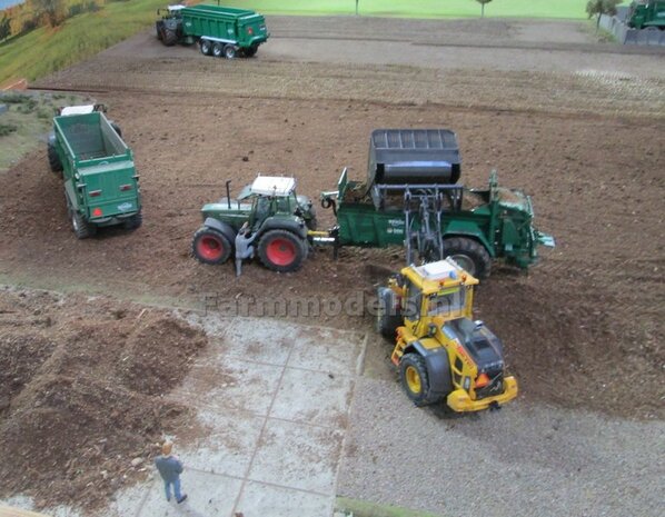 TEBBE MS 140 Enkel asser mestverspreider Upgrade versie 1:32    NB2B  