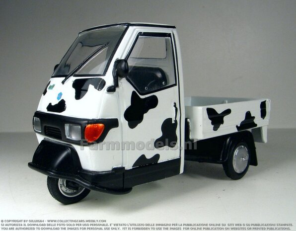 Piaggio scooter/tuktuk WIT met koeien vlekken 1:32 ITALERI/Ape 768078&gt;1