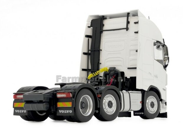 CLEAR WHITE VOLVO FH5 6x2 1:32 nu met gratis ANGLES MORTES stickerset MargeModels  MM2321-01 