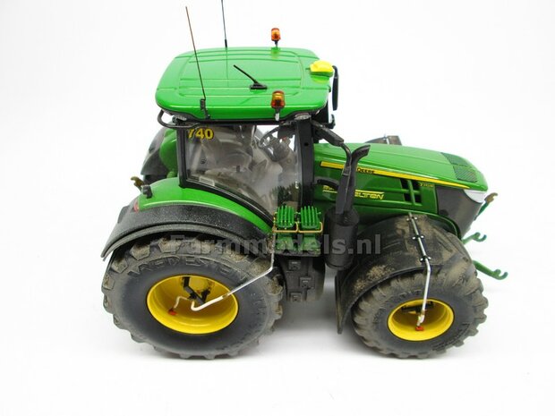 Grill Roosterstickers met echt 3D Reli&euml;f effect t.b.v. John Deere 7310R Wiking 1:32 Farmmodels.nl