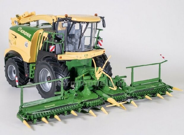 Krone BiG-X 1180 + XCollect 900-3 Maisbek  1:32 ROS RS601680