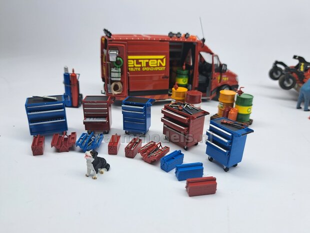 Gereedsschap Trolly ROOD handgeschildert SMALLE UITVOERING 1:32