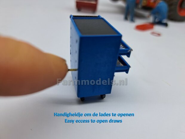 Gereedsschap Trolly BLAUW handgeschildert BREDE UITVOERING 1:32